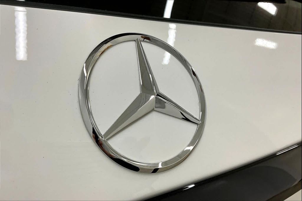 2026 Mercedes-BENZ AMG GLC 43 4MATIC 缩略图 15