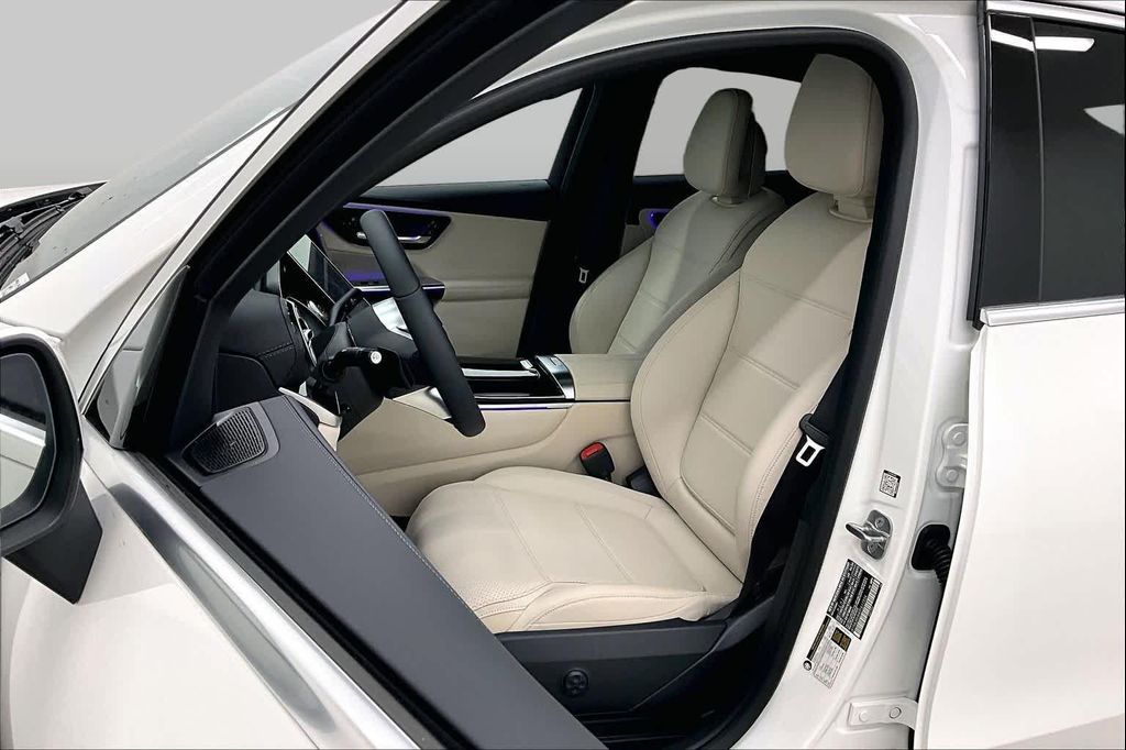 2026 Mercedes-BENZ GLC 照片 9