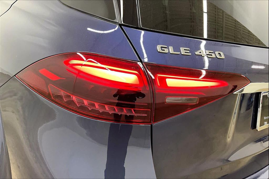 صورة مصغرة 14 لـ 2026 Mercedes-BENZ GLE