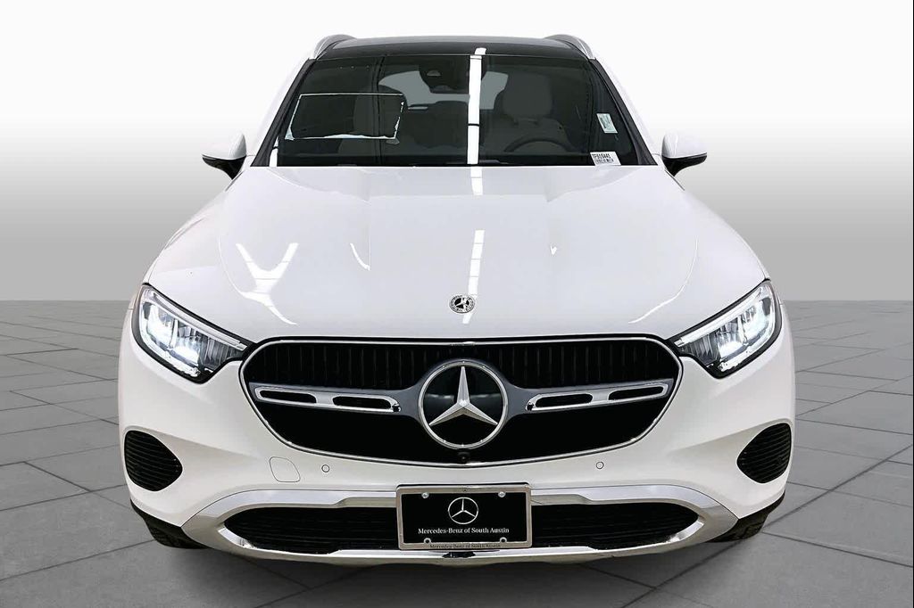 صورة 3 لـ 2026 Mercedes-BENZ GLC