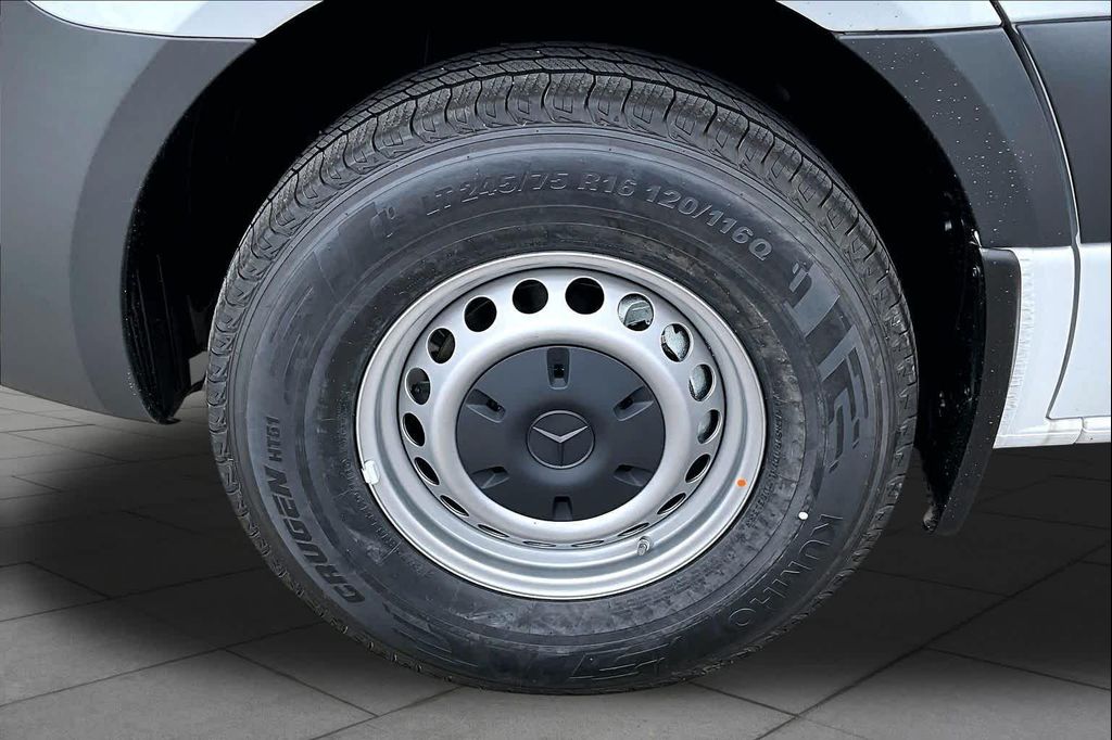 2026 Mercedes-BENZ OTHERS — миниатюра 11