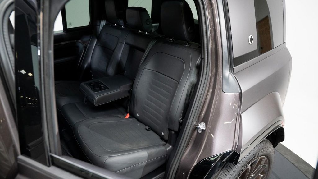 2025 LAND Rover DEFENDER P635 OCTA 缩略图 34