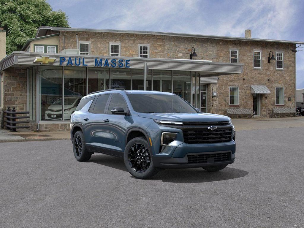 New 2026 Chevrolet Traverse LT