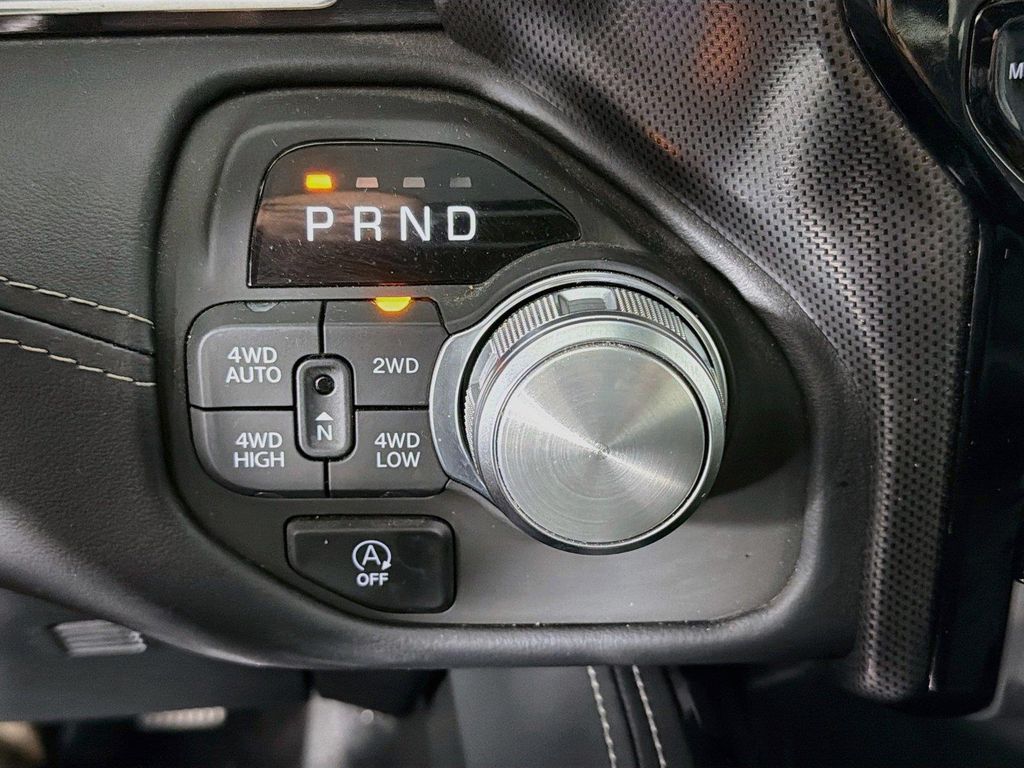 2026 RAM 1500 LIMITED — миниатюра 23