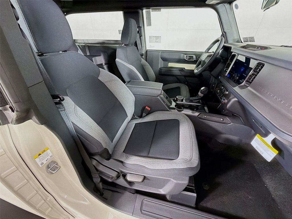 2025 FORD BRONCO BASE — миниатюра 26