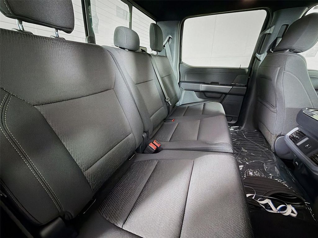 صورة مصغرة 30 لـ 2026 FORD F-150 XLT