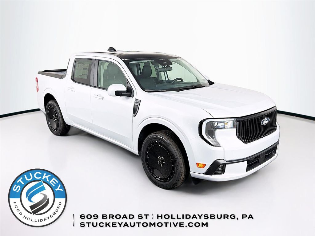 New 2026 Ford Maverick Lobo Standard