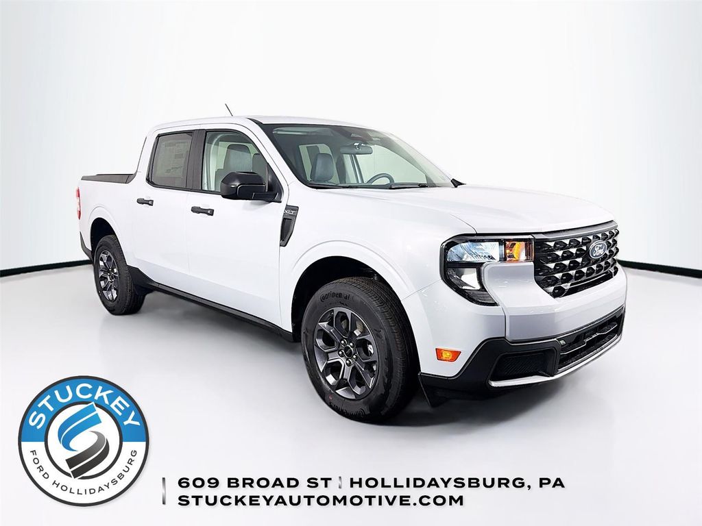 New 2025 Ford Maverick XLT