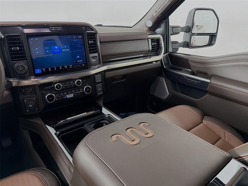صورة مصغرة 28 لـ 2026 FORD F-250 KING RANCH