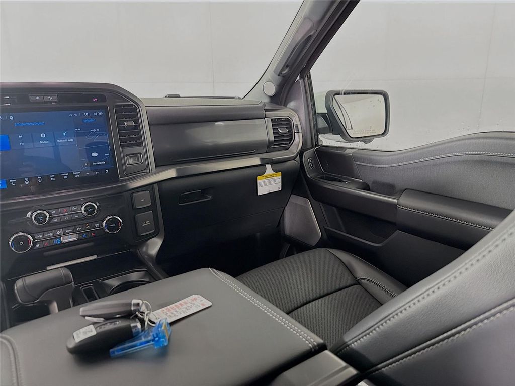 صورة مصغرة 28 لـ 2026 FORD F-150 LARIAT