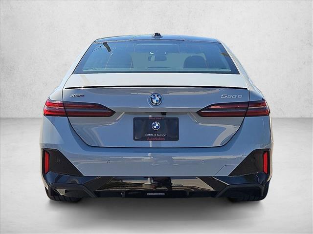 2027 BMW 550E 550E XDRIVE — фото 8