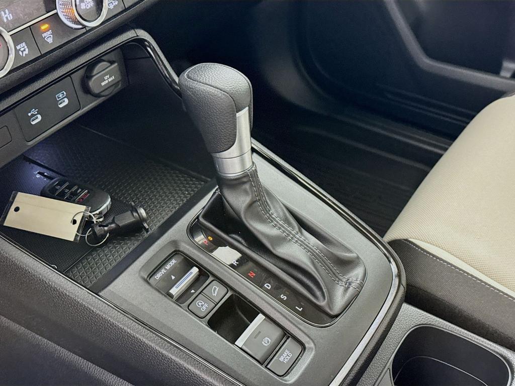 صورة مصغرة 13 لـ 2023 Honda CR-V EX