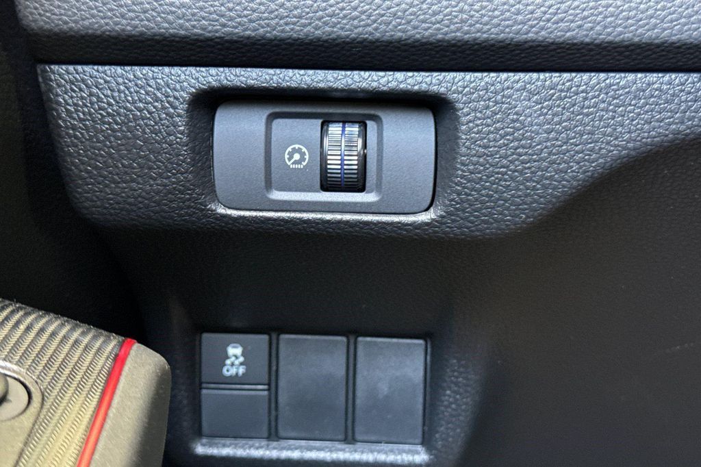 صورة مصغرة 30 لـ 2026 Honda CIVIC SI BASE