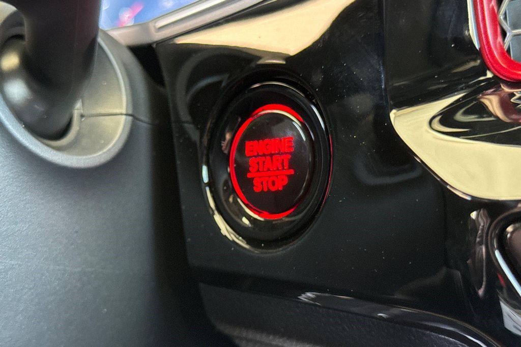 صورة مصغرة 15 لـ 2026 Honda CIVIC SI BASE