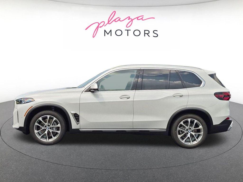 صورة 8 لـ 2026 BMW X5 XDRIVE40I