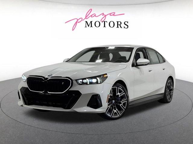 New 2026 BMW i5 xDrive40
