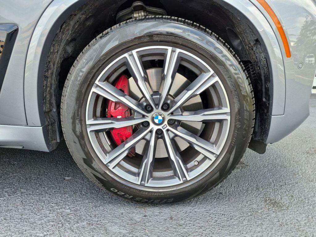 2026 BMW X5 M60I — миниатюра 16