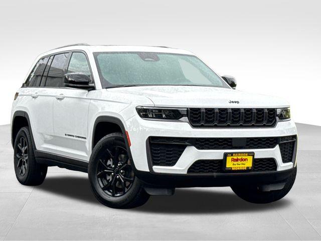 New 2026 Jeep Grand Cherokee Altitude