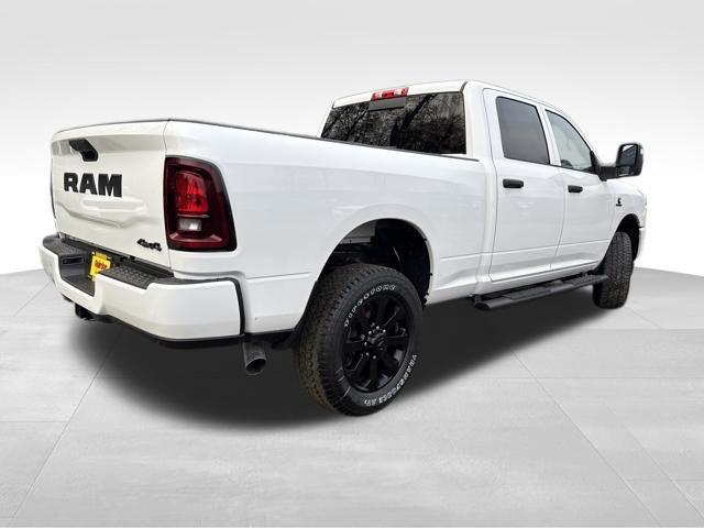 صورة 8 لـ 2026 RAM 2500 BLACK EXPRESS CREW CAB 4X4 6'4' BOX