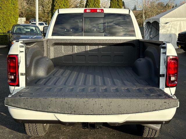 2026 RAM 2500 BLACK EXPRESS CREW CAB 4X4 6'4' BOX photo 7