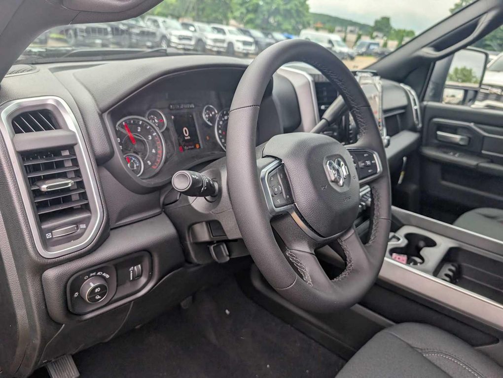 2026 RAM 2500 BIG HORN CREW CAB 4X4 6'4' BOX — миниатюра 12