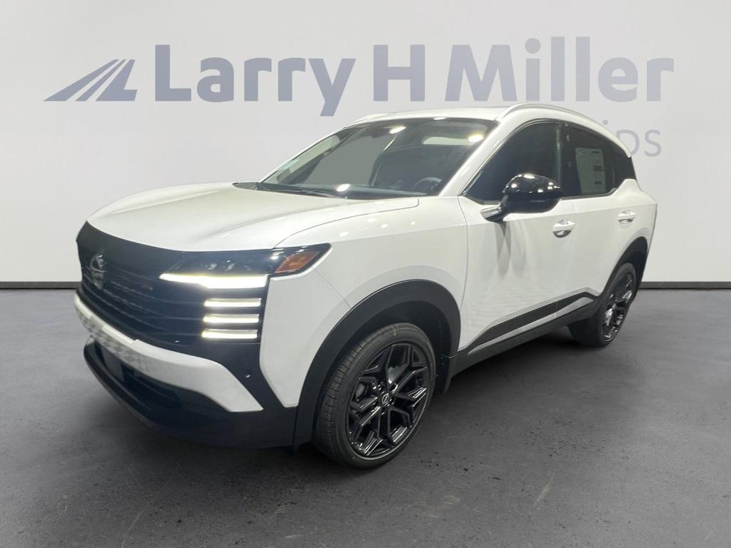 New 2026 Nissan Kicks SR