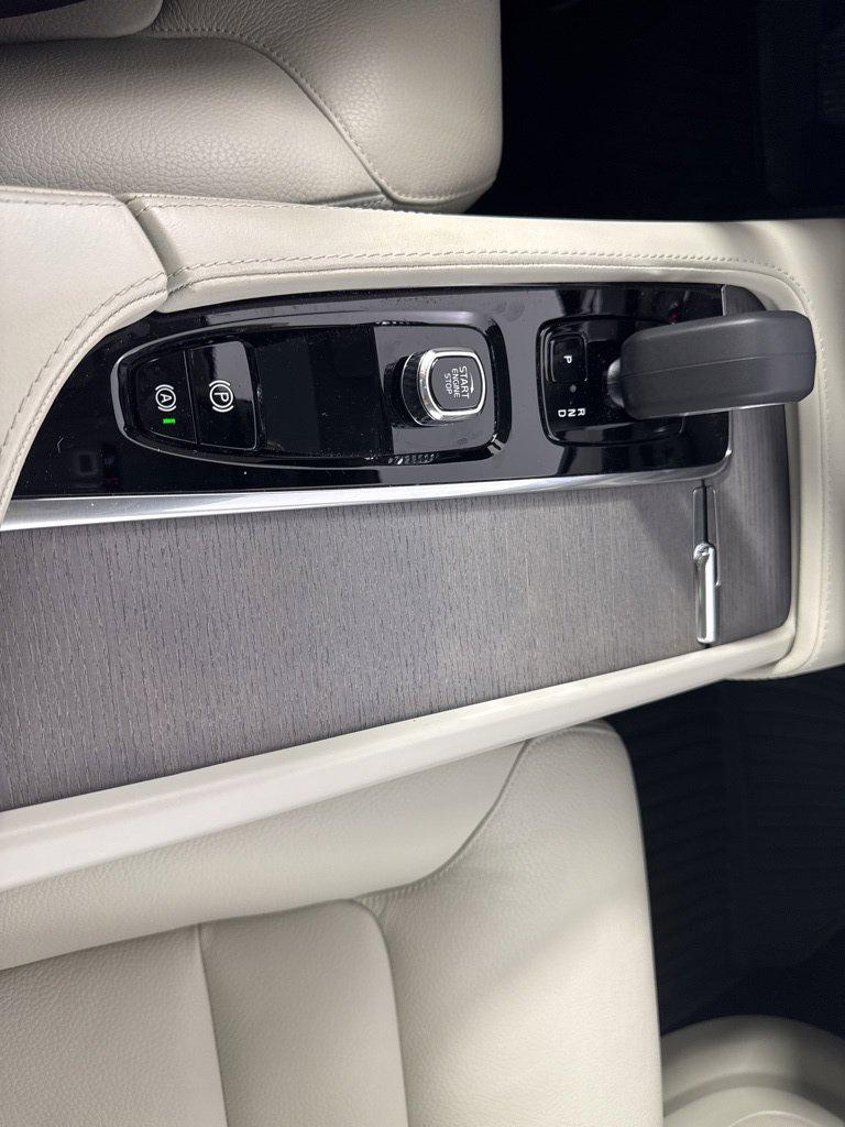 2024 Volvo XC90 B6 PLUS BRIGHT THEME 6-SEATER 缩略图 20