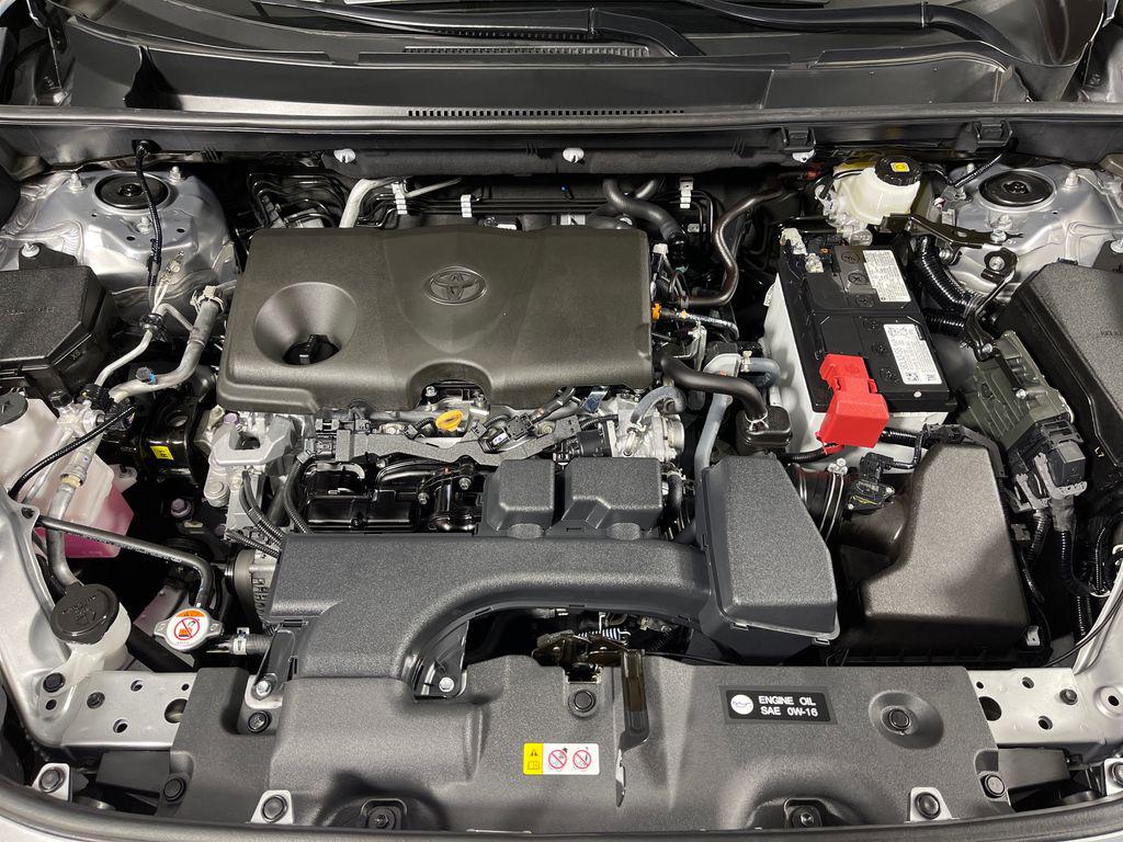 2025 TOYOTA RAV4 XLE PREMIUM photo 9