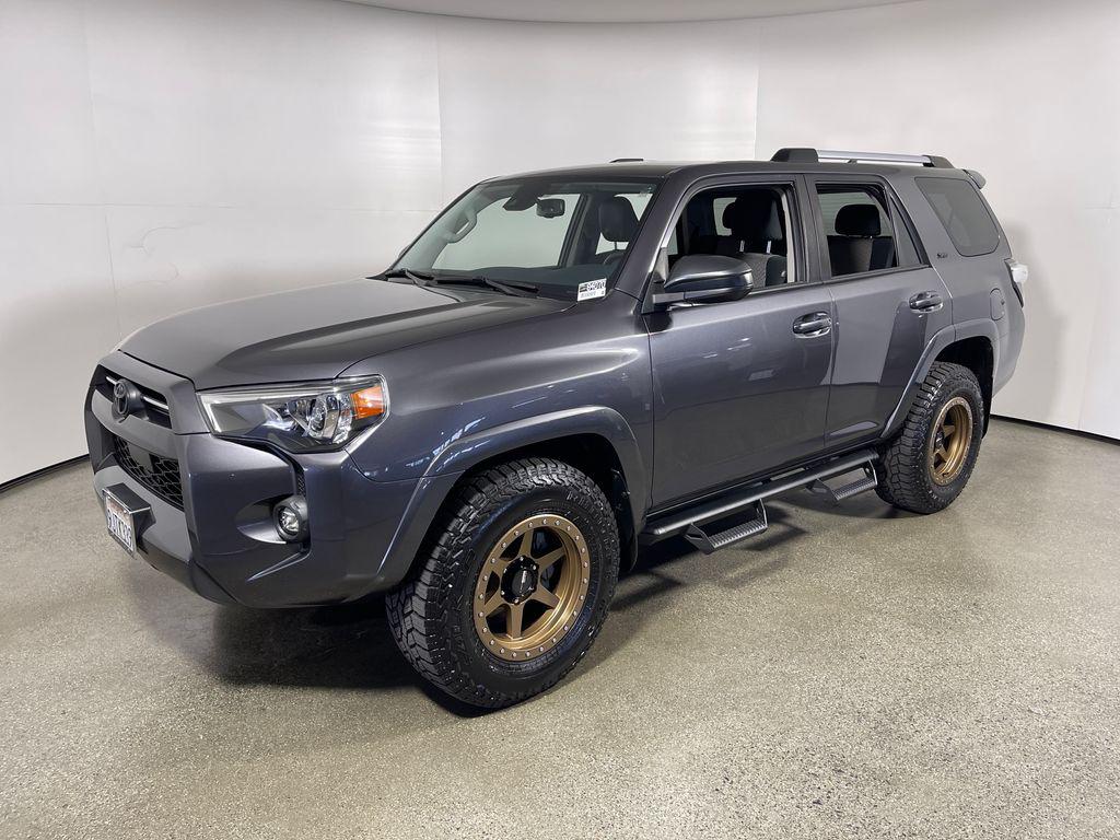 صورة 7 لـ 2023 Toyota 4RUNNER SR5