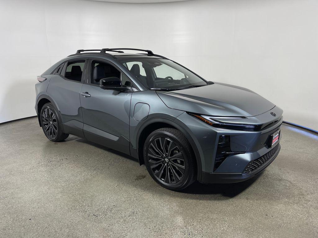 New 2026 Toyota C-HR XSE