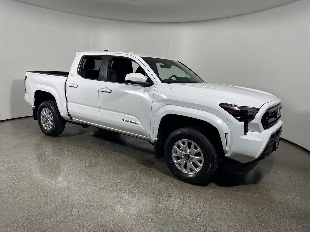 New 2026 Toyota Tacoma SR5