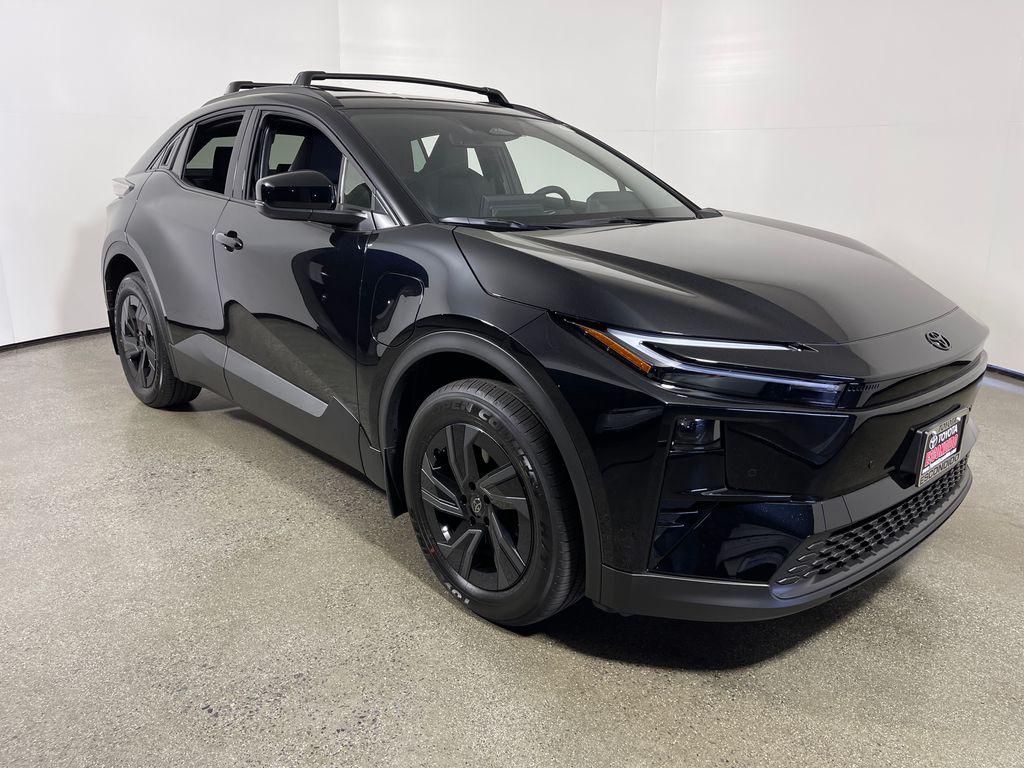New 2026 Toyota C-HR SE