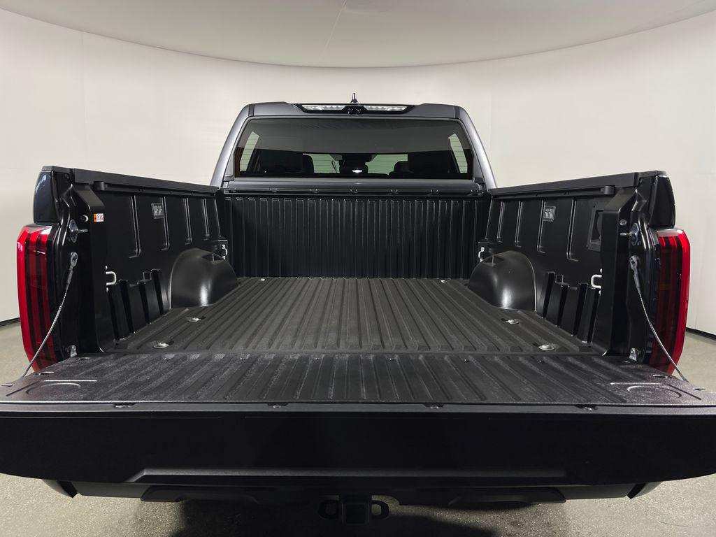 2026 Toyota TUNDRA HYBRID LIMITED photo 10