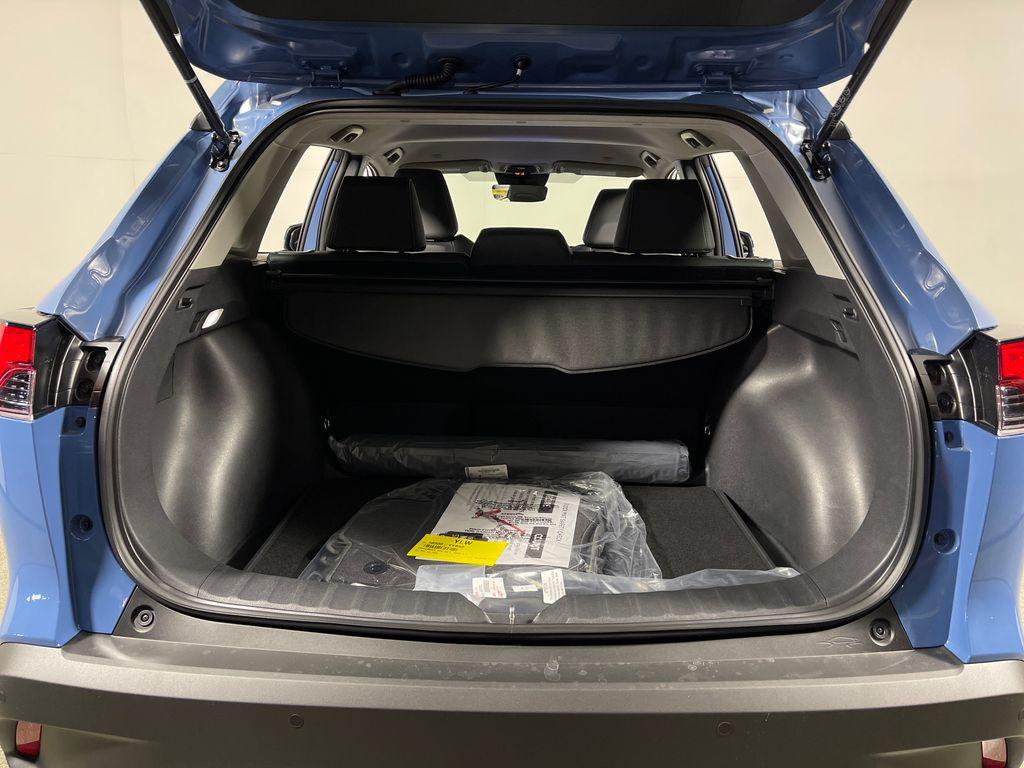 TOYOTA COROLLA CROSS - 10