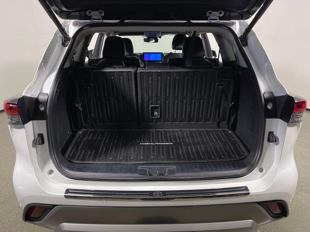 TOYOTA HIGHLANDER - 10