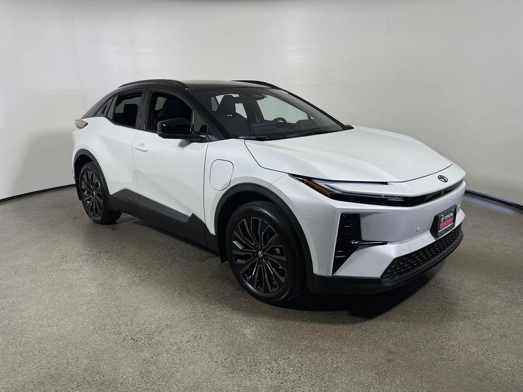 New 2026 Toyota C-HR XSE