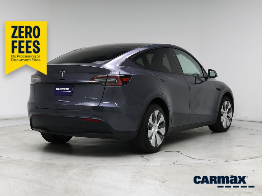 TESLA MODEL Y LONG RANGE - 10
