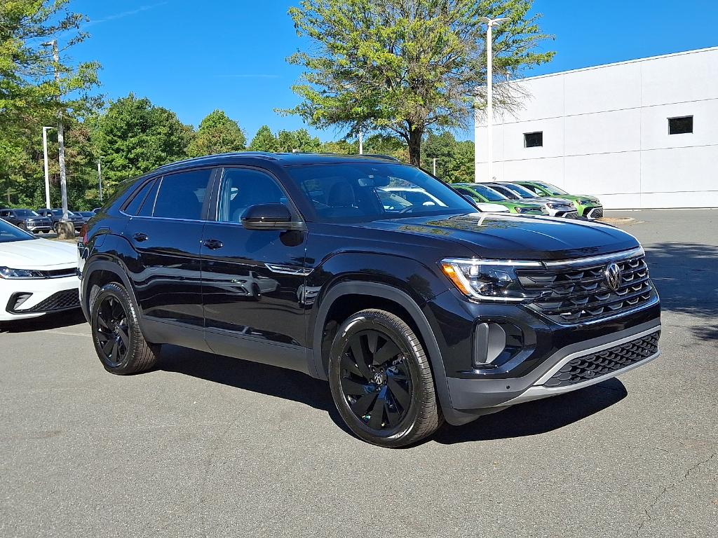 New 2026 Volkswagen Atlas Cross Sport 2.0T SE W/TECHNOLOGY