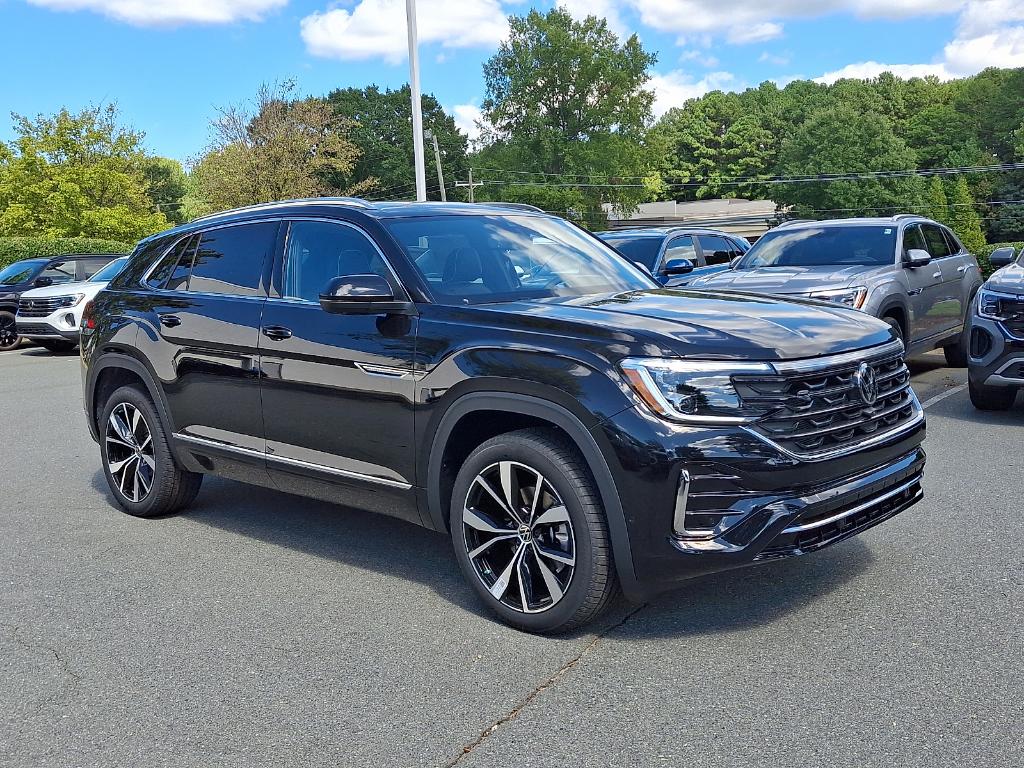 New 2026 Volkswagen Atlas Cross Sport 2.0T SEL Premium R-Line