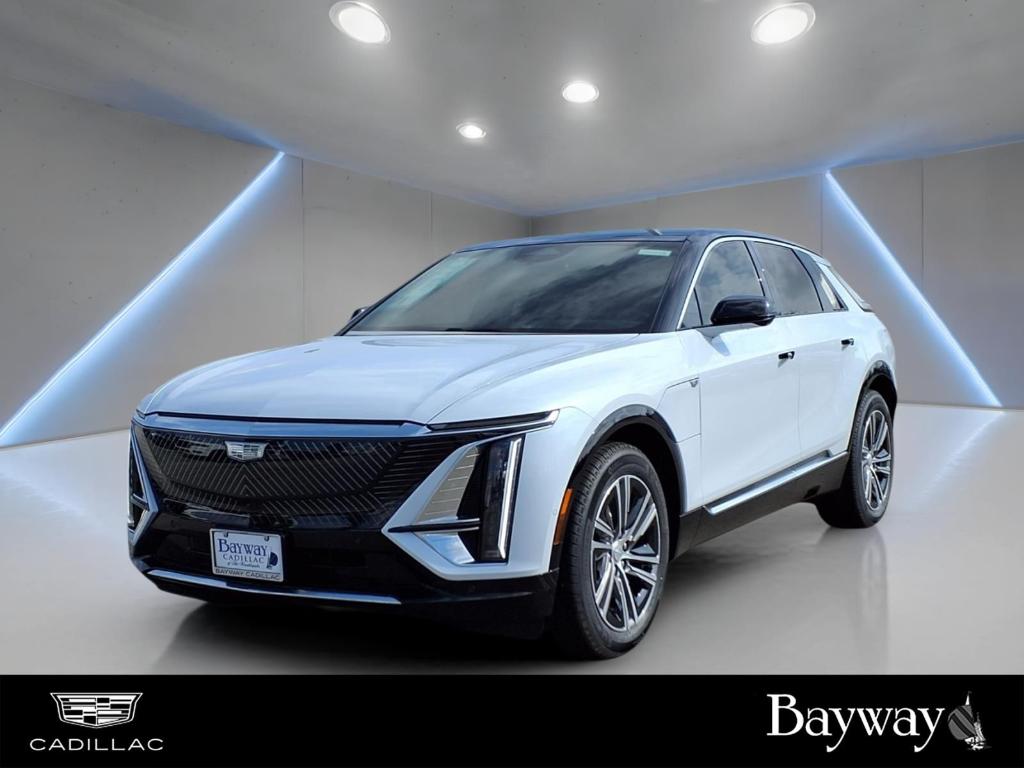 New 2026 Cadillac LYRIQ Luxury
