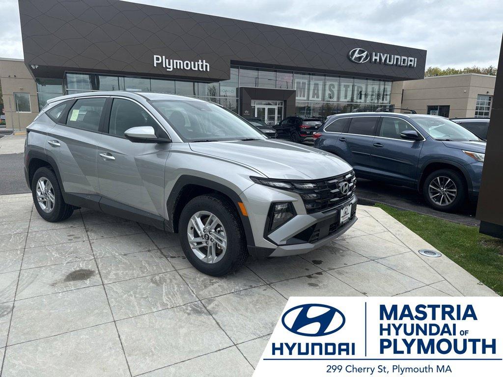 New 2026 Hyundai TUCSON SE
