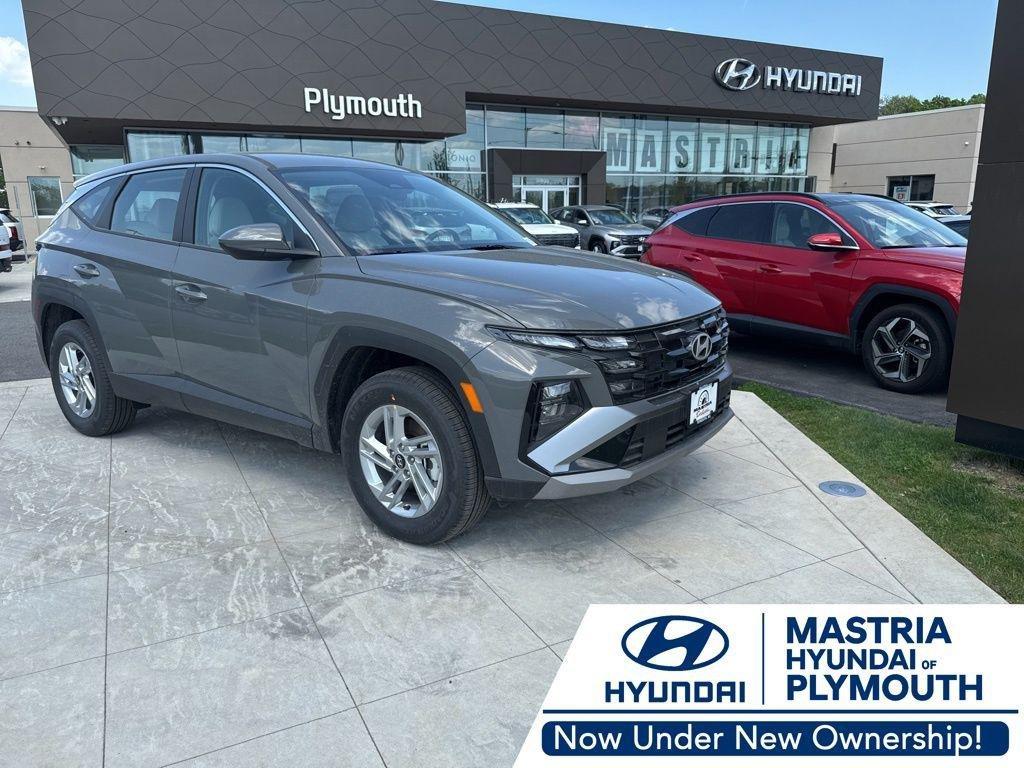 New 2026 Hyundai TUCSON SE
