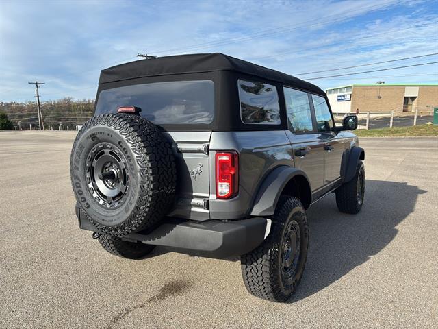 FORD BRONCO - 4