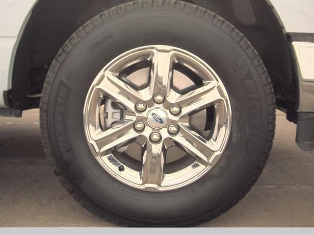 صورة 8 لـ 2025 FORD F-150 XLT
