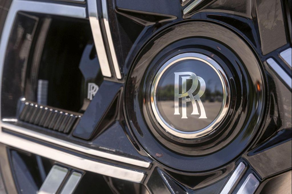 2026 ROLLS-ROYCE CULLINAN BLACK BADGE 照片 4