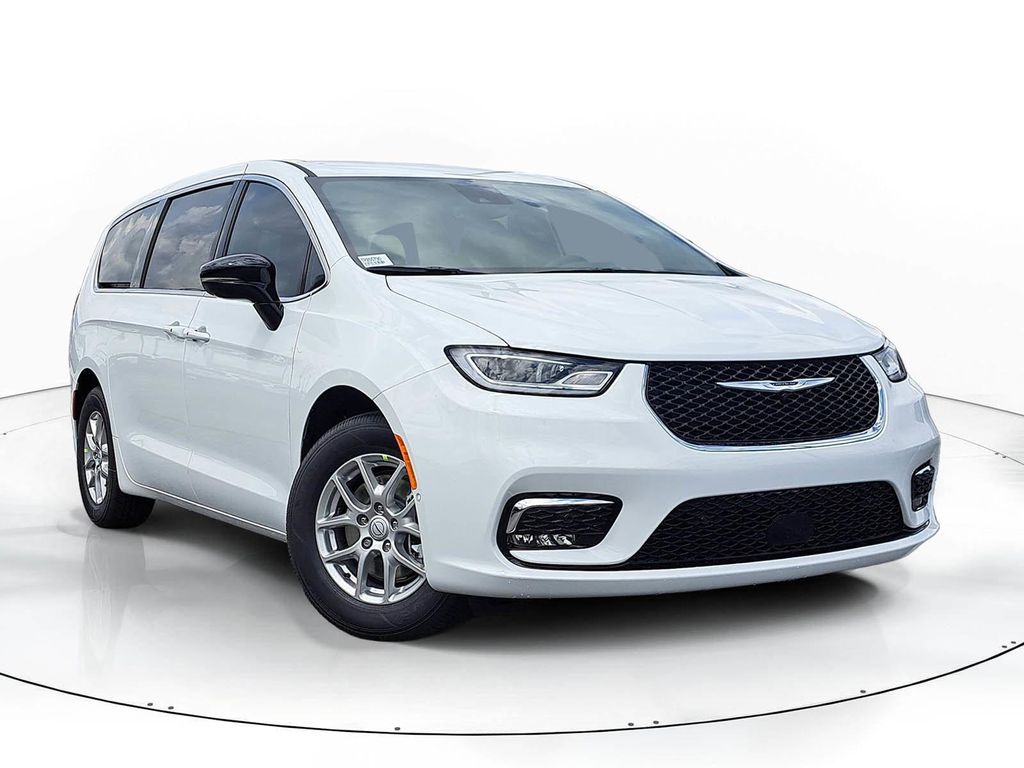 New 2026 Chrysler Pacifica L