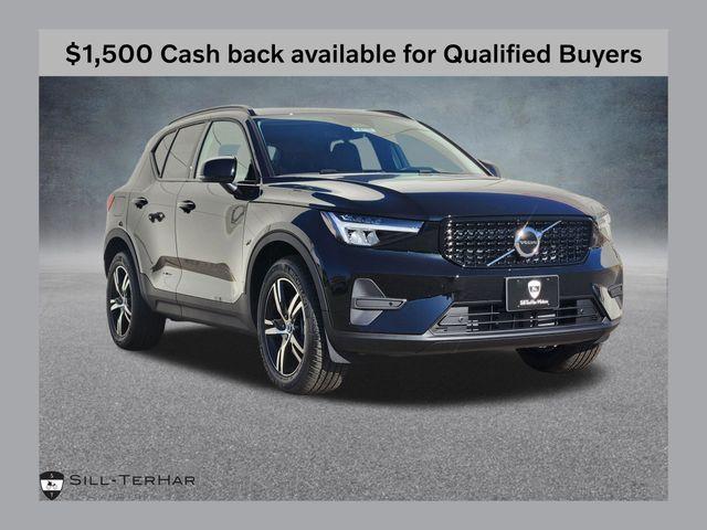 New 2026 Volvo XC40 B5 Core