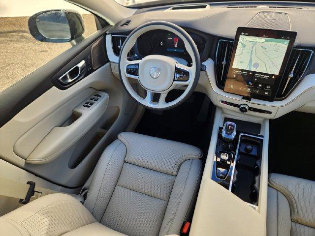 2026 Volvo XC60 B5 ULTRA 缩略图 10