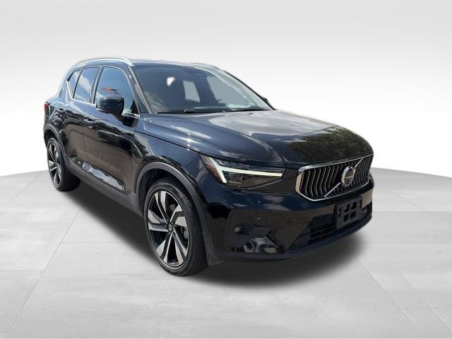 2023 Volvo XC40 B5 ULTIMATE BRIGHT THEME — фото 8