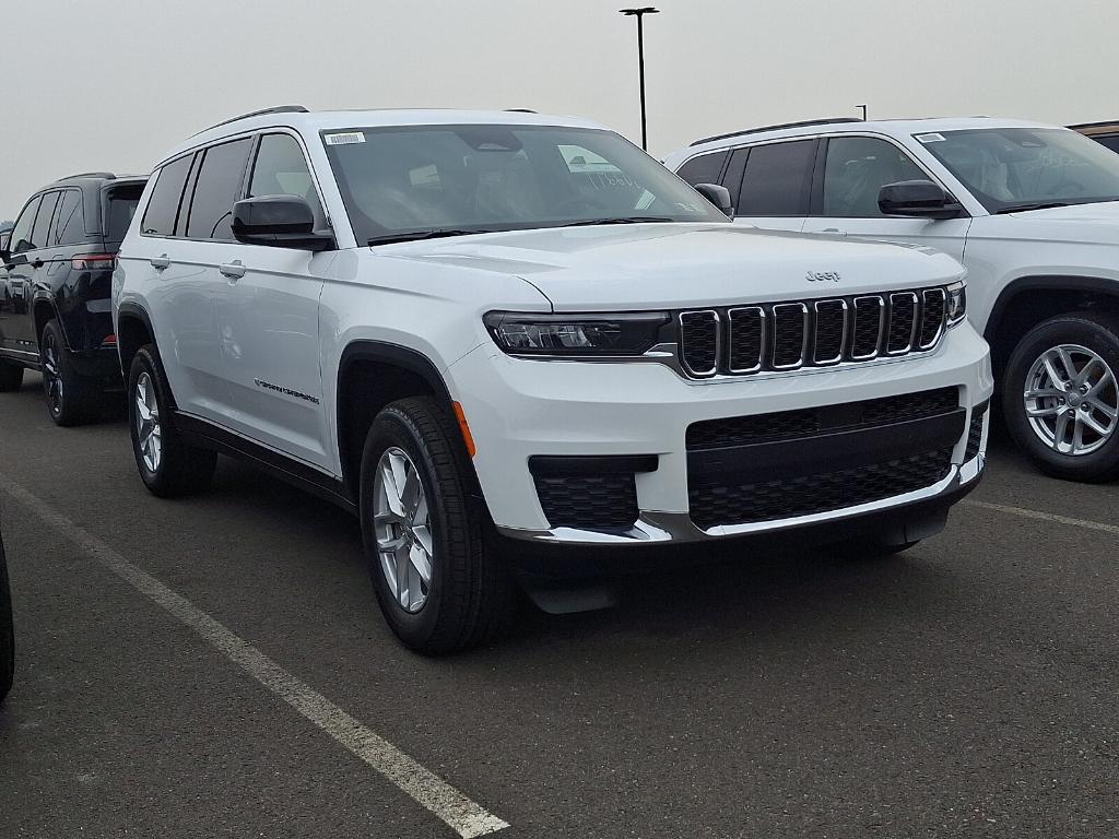 New 2026 Jeep Grand Cherokee L Laredo X 4x4